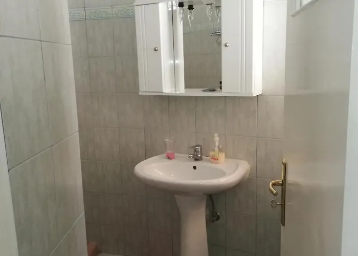 Semesterbostad Dafni *