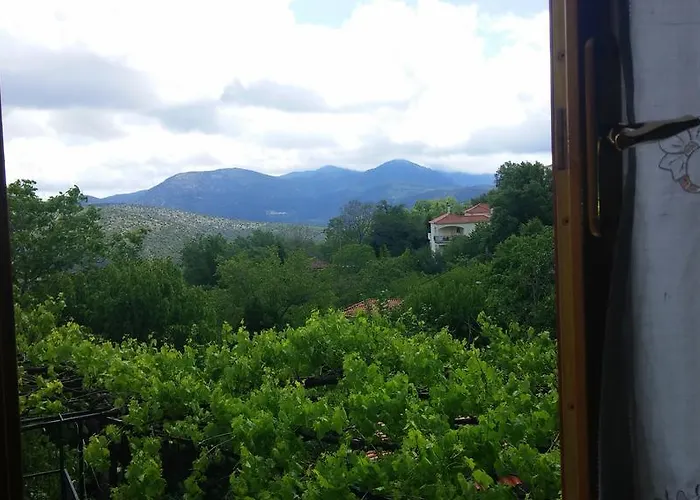 Dafni Semesterbostad *